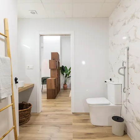 Apartment Moderno Loft Reformado, Smart Tv, Ac, Beach, 3pax