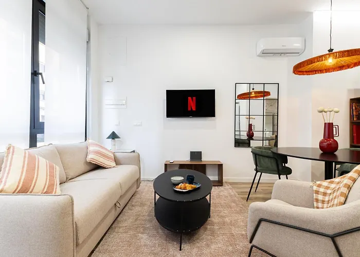 Moderno Loft Reformado, Smart Tv, Ac, Beach, 3pax *